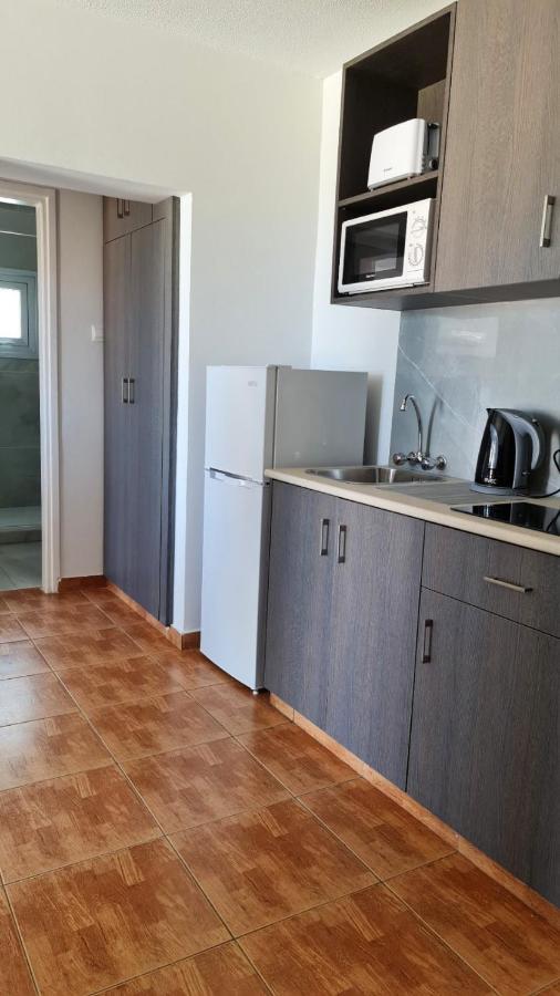 Fotoxenia Luxury Apts Paralimni Exterior photo